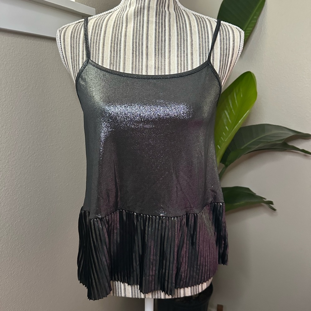 Womens O2 collection shimmer gray sparkle top size small new with tags